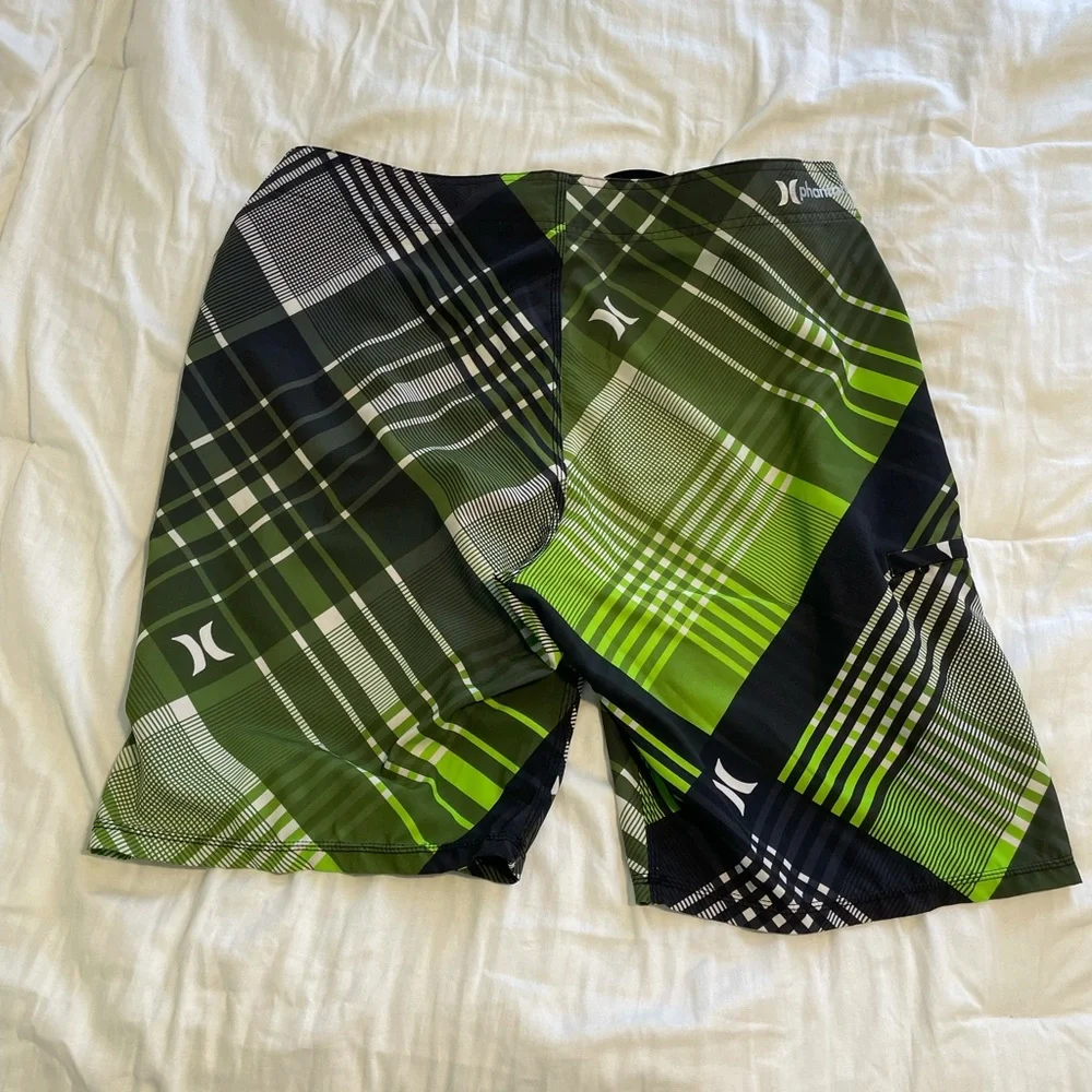 Hurley Men’s Swim Trunk - Picture 2 of 6